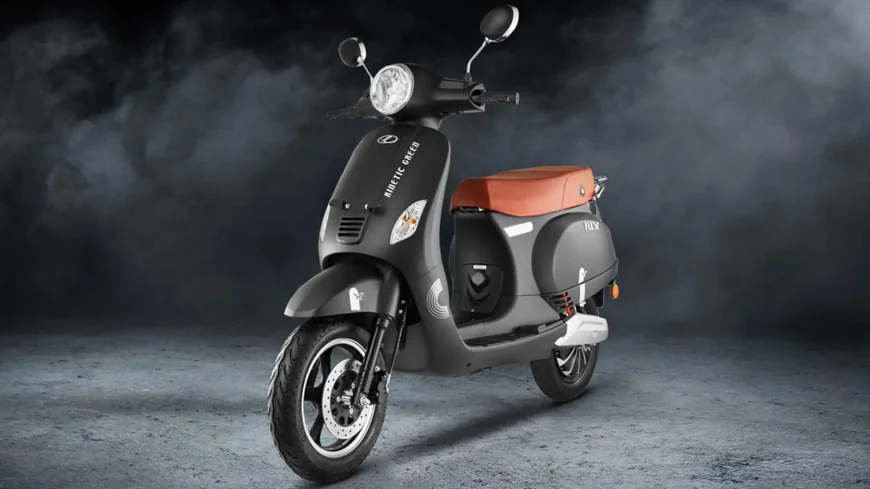 Kinetic Green Flex Scooter: 120 किमी रेंज और स्टाइलिश लुक, कीमत ₹1.09 लाख से शुरू!