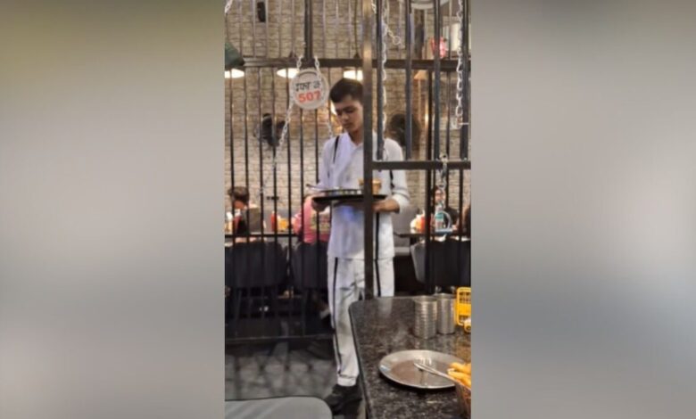 Jail theme restaurent Bizarre Restaurent Jail restaurent Dinner in Jail Lunch in Jail Jail theme lun