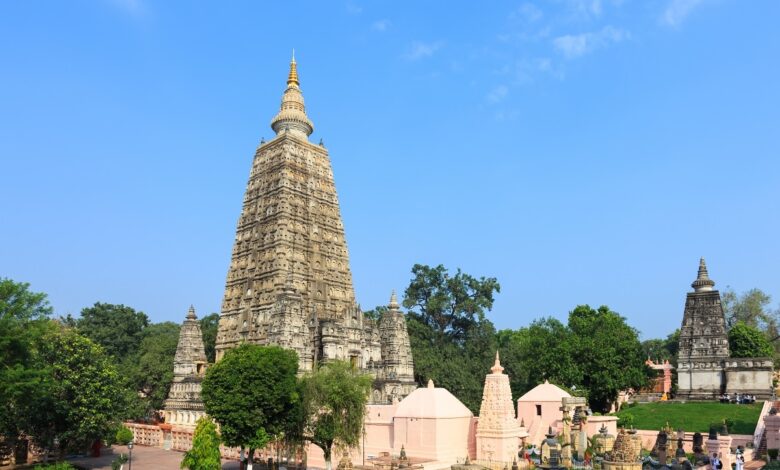 IRCTC टूर: बोधगया, राजगीर, नालंदा सिर्फ ₹10600 में! 1 Mahabodhi Temple