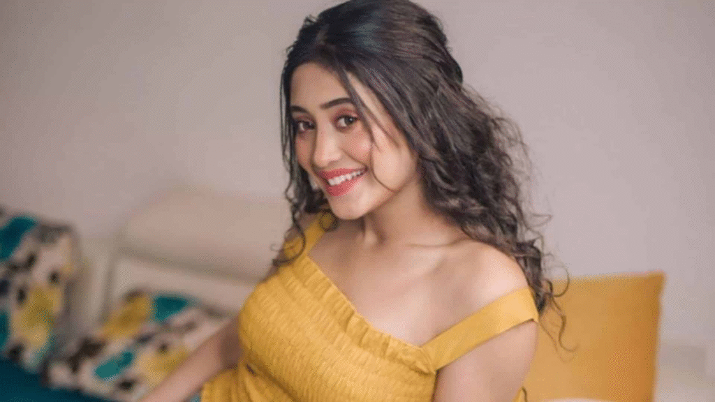 shivangi joshi kamai kitni hai