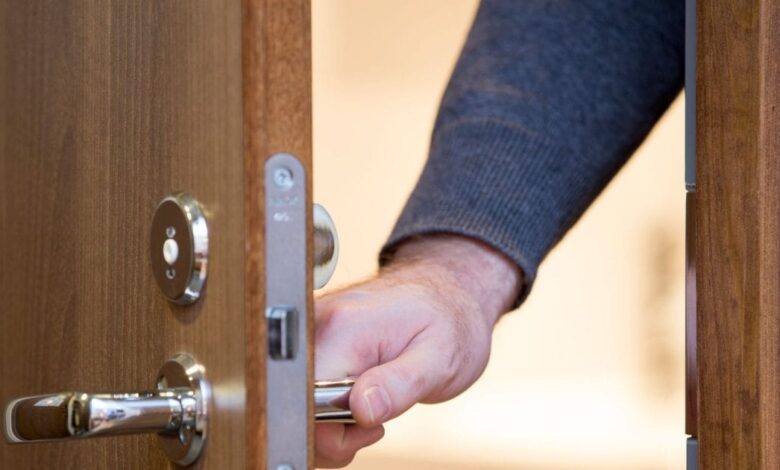landlord shocked to find flat left by tenant 2025 07 55e74ef9a21148be68b645e48dc23b31 16x9